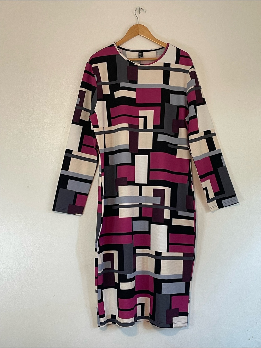 Geometric Print Long Sleeve Dress - Magenta & Black Size 4XL